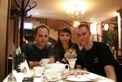 Провожающий Мifка и мы