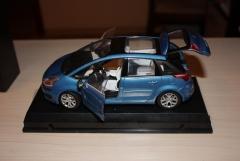 Модель С4 Пикассо 1:24