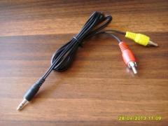 Шнур для подключения внешнего монитора