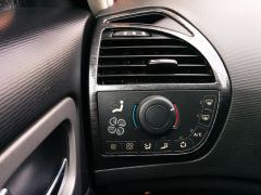 Левый дефлектор