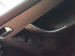 Ручка двери пассажира