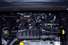 1.2 PureTech 130hp Euro6