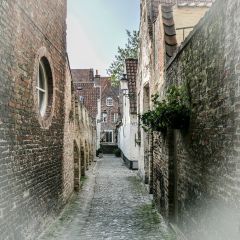 Одно из исторических местечек старого Брюгге