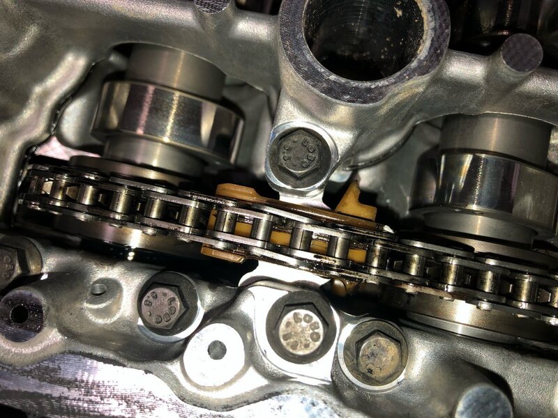 Chain links twisted.jpg