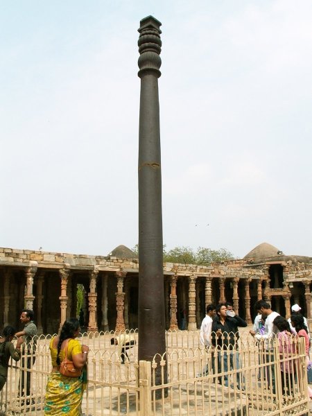 0718 - Delhi - Qutb Minar - Iron pillar (Копировать).jpg